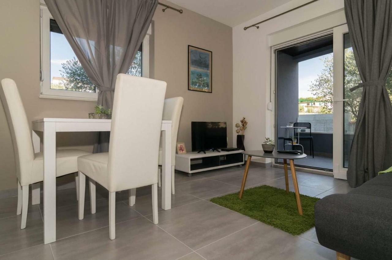 Apartmani Marinovic Задар Экстерьер фото