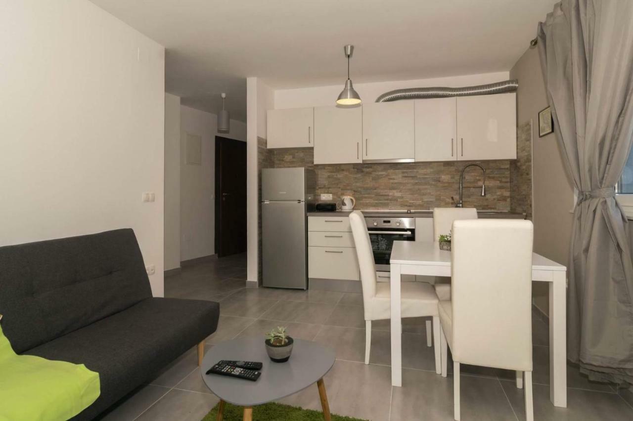 Apartmani Marinovic Задар Экстерьер фото